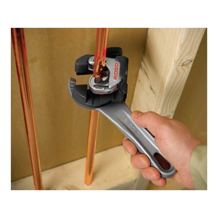 Coupe-tube à cliquet RIDGID Autofeed (TM) 6 - 28 mm ( 8000443052 )