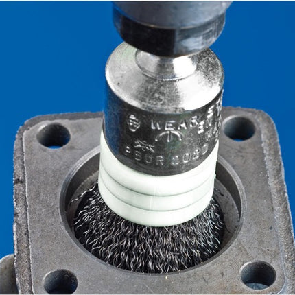 Brosse pinceau PFERD PBUR ST ( 8000432666 ) Ø 20 mm tige épaisseur de fil 0,2 mm 12500 min-¹