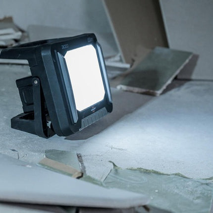 Brennenstuhl Projecteur de chantier LED rechargeable 3000 MA ( 8002643421 ) 30 W 3150 lm 18 V IP65