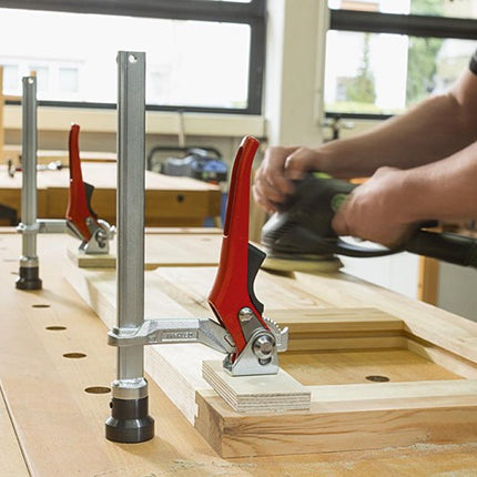 Adaptateur d'établi Bessey ( 8000350688 ) pour Ø de perçage 16 mm adapté à 20 mm