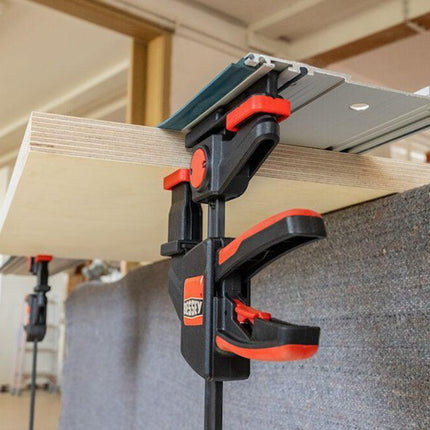 Serre-joint de table à une main Bessey EZR ( 4000831639 ) Largeur de serrage 150 mm Largeur d'écartement 120 - 310 mm
